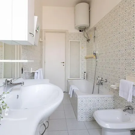2 Vatican St Peter's Daniele Barone Apartment Rome